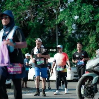 Runner Photo 3974914