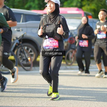 Runner Photo 3974936