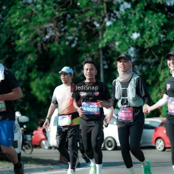 Runner Photo 3974954