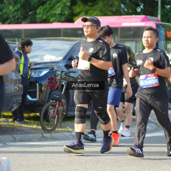 Runner Photo 3974961