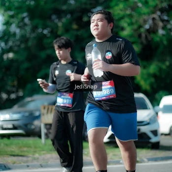 Runner Photo 3974981