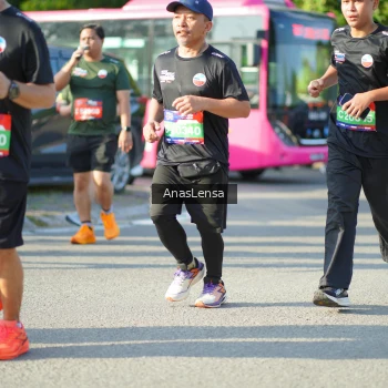 Runner Photo 3974982