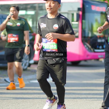 Runner Photo 3974984