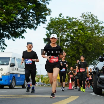 Runner Photo 3974990