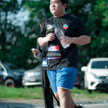 Runner Photo 3974995