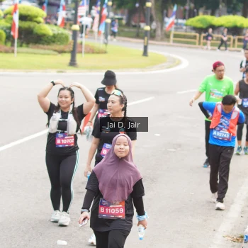 Runner Photo 3974997