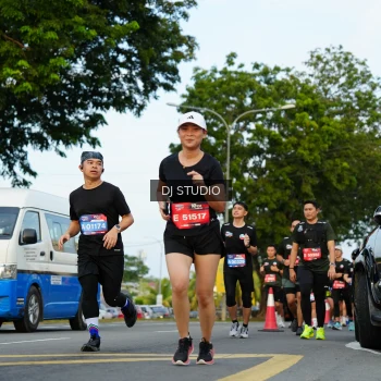 Runner Photo 3975003