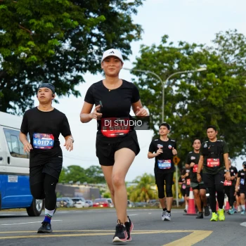 Runner Photo 3975012