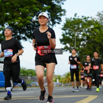 Runner Photo 3975021