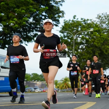 Runner Photo 3975033