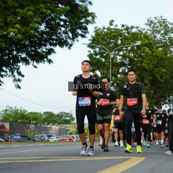 Runner Photo 3975034