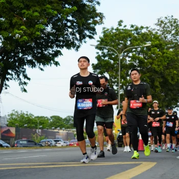 Runner Photo 3975054