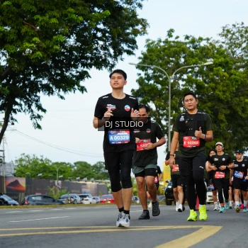Runner Photo 3975059