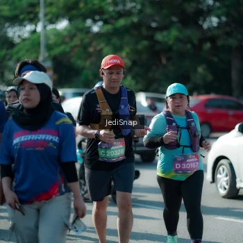 Runner Photo 3975072