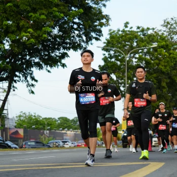 Runner Photo 3975073