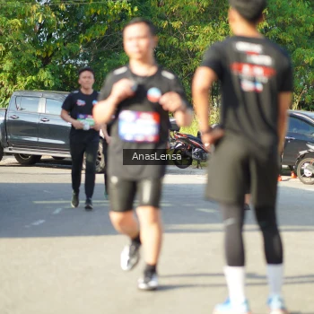 Runner Photo 3975084