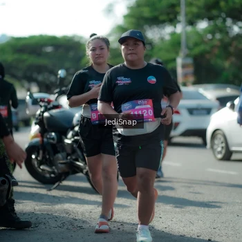 Runner Photo 3975103