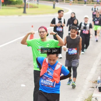 Runner Photo 3975110