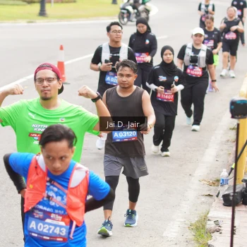 Runner Photo 3975156