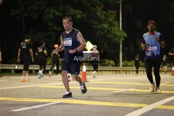 Runner Photo 3975163