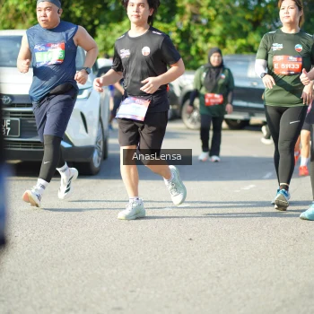Runner Photo 3975167