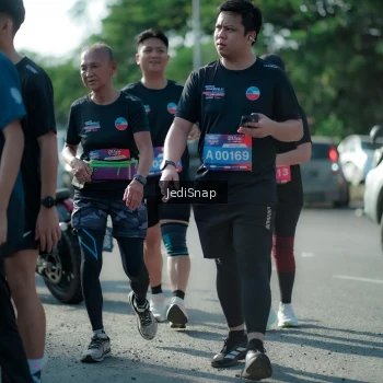 Runner Photo 3975175