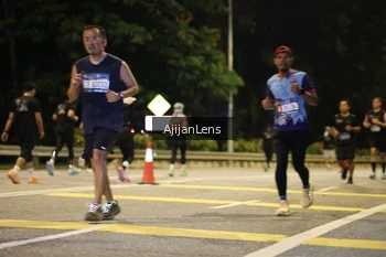 Runner Photo 3975177