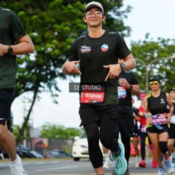 Runner Photo 3975179