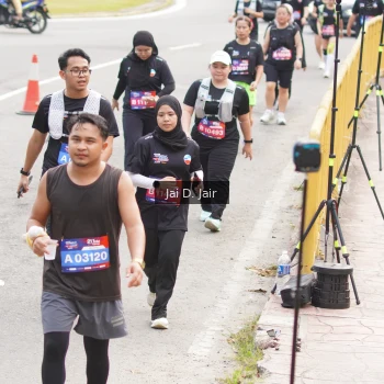Runner Photo 3975181