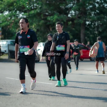 Runner Photo 3975243
