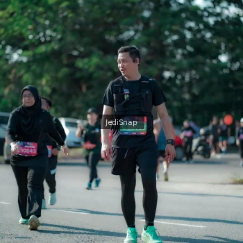 Runner Photo 3975253