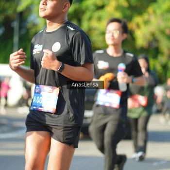 Runner Photo 3975262