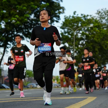 Runner Photo 3975273