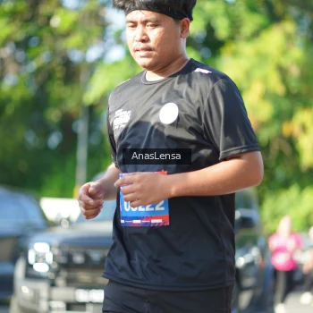 Runner Photo 3975297