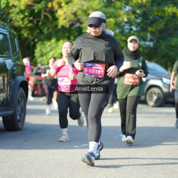 Runner Photo 3975300
