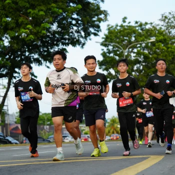 Runner Photo 3975303