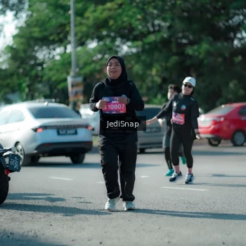 Runner Photo 3975329