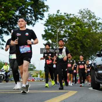 Runner Photo 3975354
