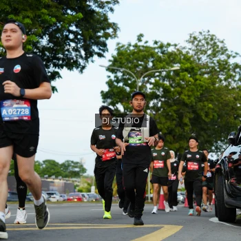 Runner Photo 3975360