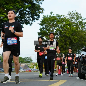 Runner Photo 3975365