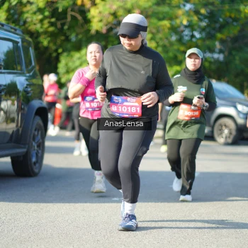 Runner Photo 3975371