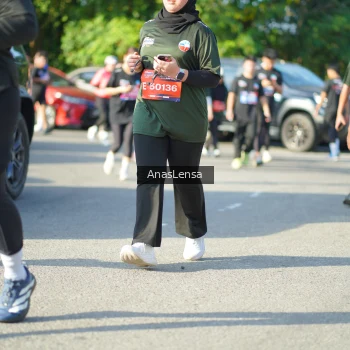Runner Photo 3975373