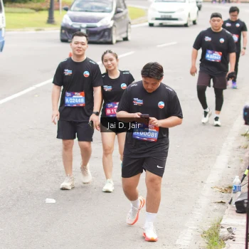 Runner Photo 3975375