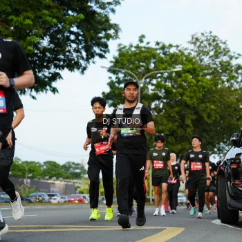 Runner Photo 3975377
