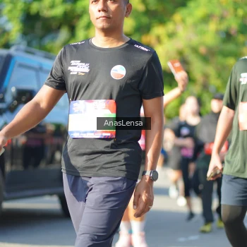 Runner Photo 3975392