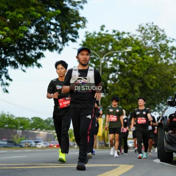 Runner Photo 3975410