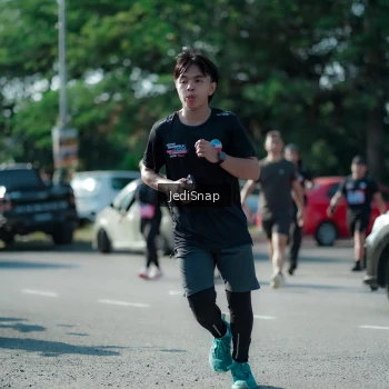 Runner Photo 3975412