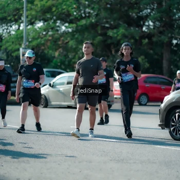 Runner Photo 3975428
