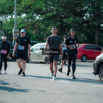 Runner Photo 3975434