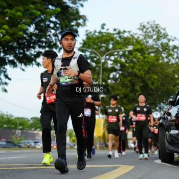 Runner Photo 3975435